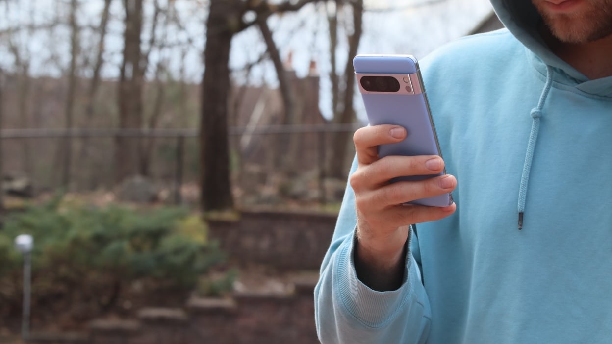 Google Is Rolling Out an iPhone-Like 'Calling Card' Feature